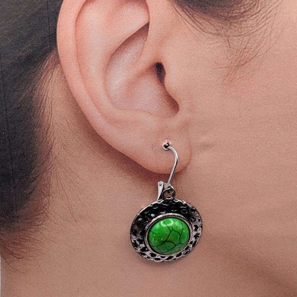 Vintage Green Faux Turquoise Silver Tone Hammered Drop Leverback Earrings Boho